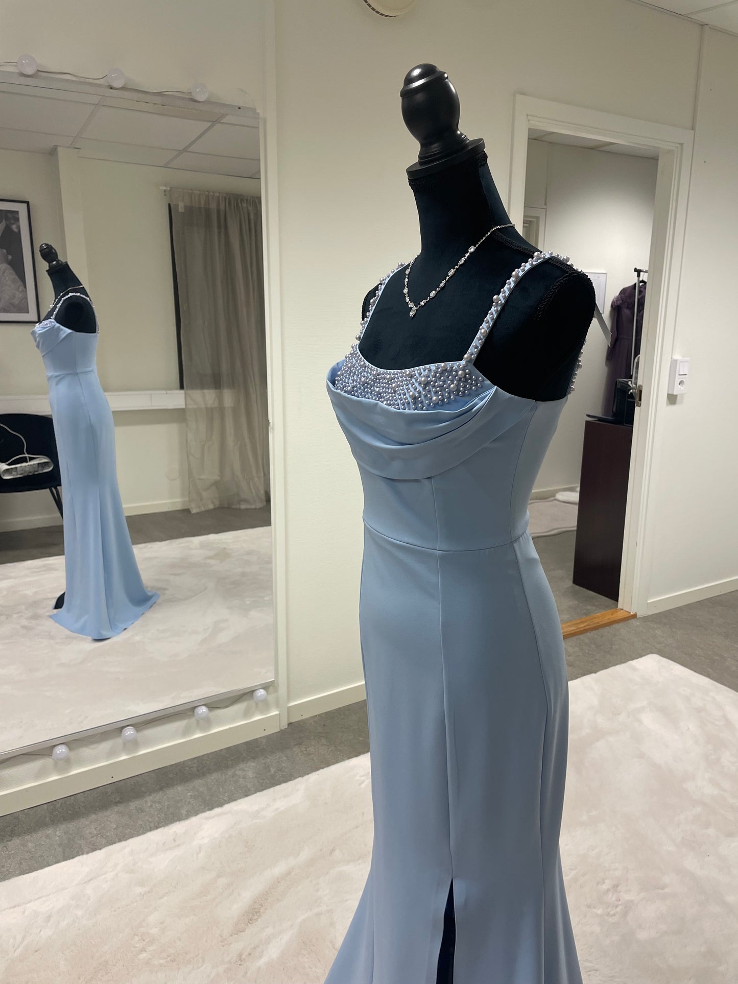 Grace - långklänning med slits