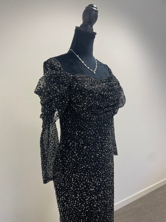 Celeste - kontakta oss för mer info🌸